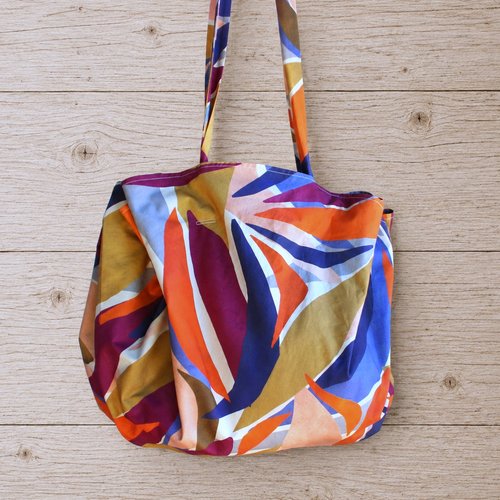 Sac rond coulissant multicolore
