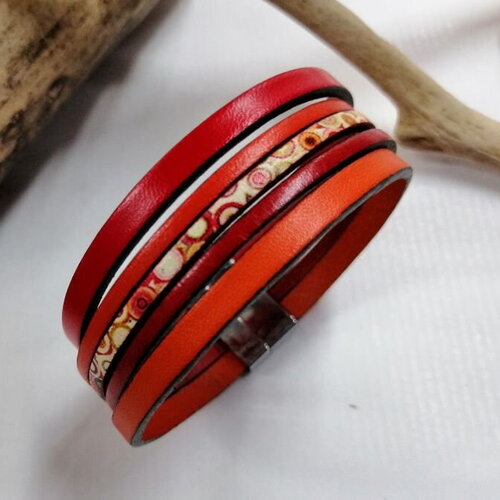 Bracelet &quot;monet&quot; en cuir rouge et orange.
