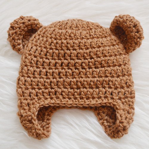 Adorable petit bonnet nounours au crochet en laine douce marron