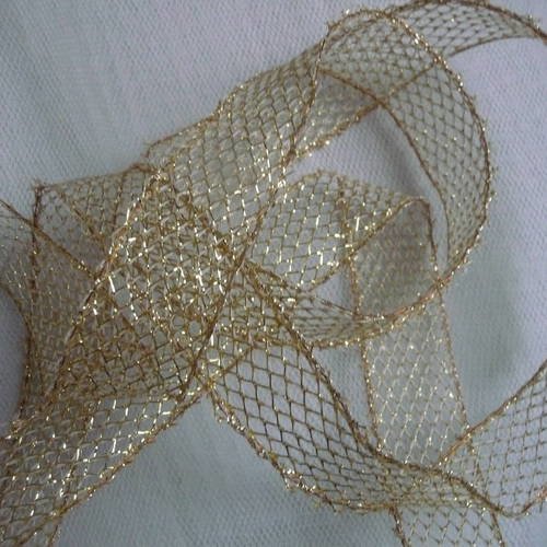 1,20 m ruban maille filet rigide dore
