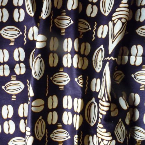 Coupon de tissu africain, fond marron avec gros motifs jaunes 