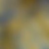 Chutes d'un beau tissu ameublement jaune et bleu, motifs arabesques 