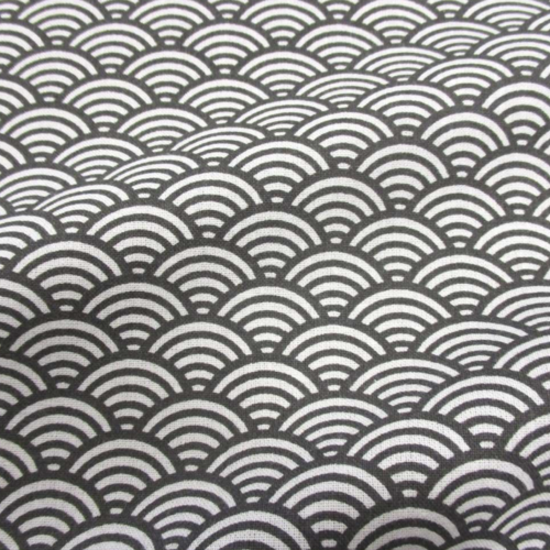 Tissu éventails gris foncé et blanc 50x69 cm