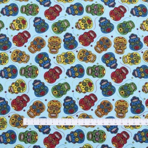 Tissu têtes de mort multicolores 50x72cm
