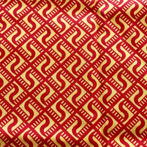 Tissu graphique orange et rouge 49x55cm