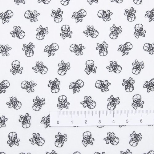 Tissu têtes de mort noir et blanc 50x72cm