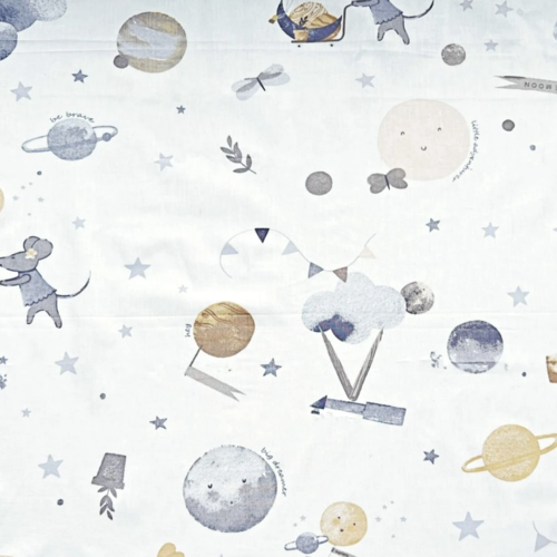 Tissu enfant petite souris dans le ciel 50x80 cm
