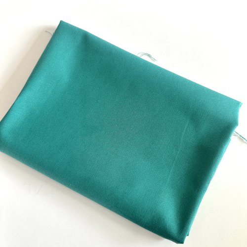 Tissu uni vert 50x70 cm