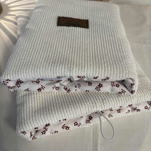 Pochette a livre velours