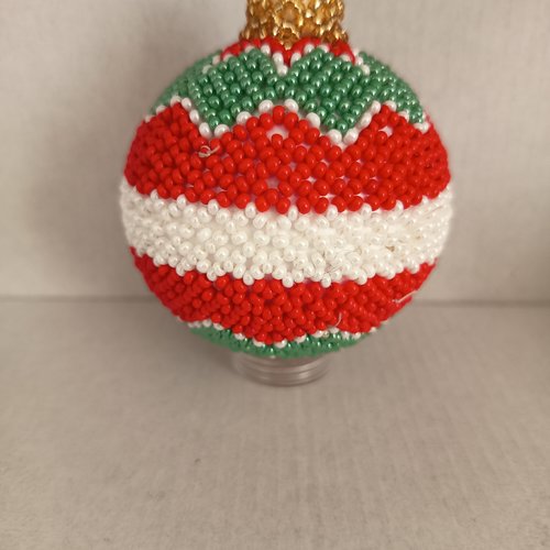 Explication pour realiser une boule en tissage danois