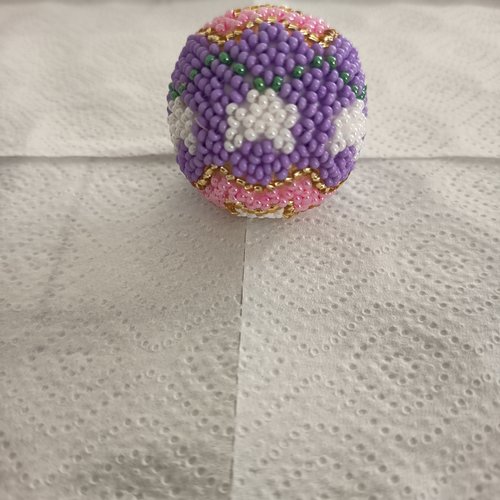 Explication pour realiser une boule en tissage danois