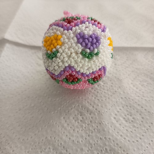 Explication pour realiser une boule en tissage danois
