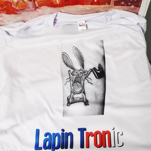 T-shirt adulte - lapin tronic