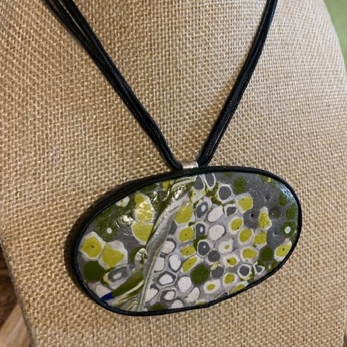 Pendentif en polymère