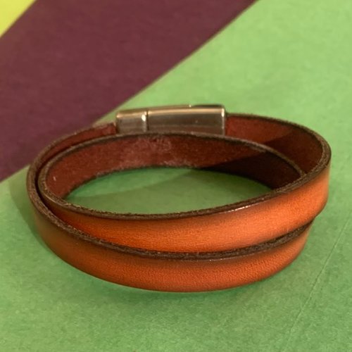 Bracelet en cuir rouge