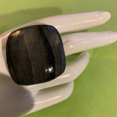 Bague carrée en polymère