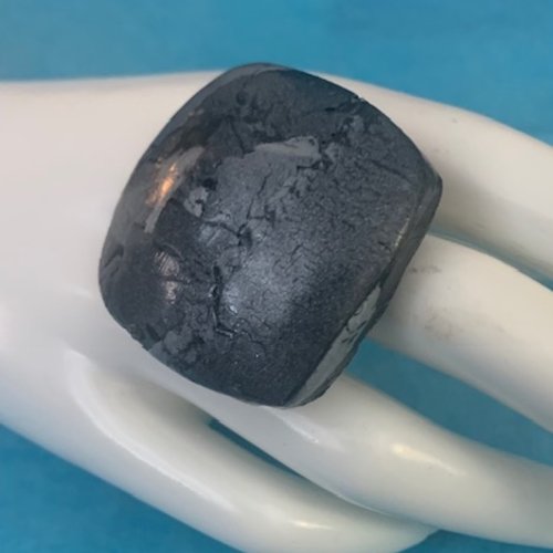 Bague carrée en polymère