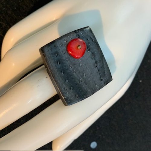 Bague carrée en polymère