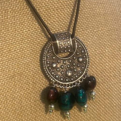 Pendentif métal et pâte de verre