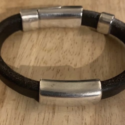 Bracelet en cuir
