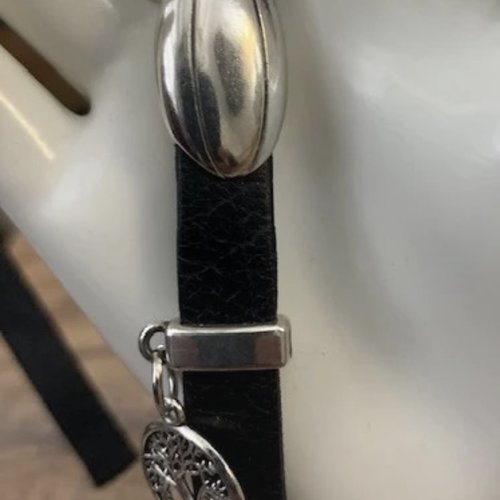 Bracelet en simili-cuir