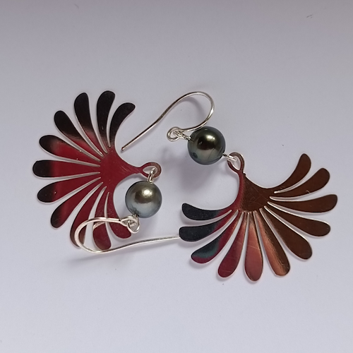 Boucles d'oreilles perles de tahiti et pendentif en forme de fleur en acier inoxydable sur crochets en argent 925 poinçonnés