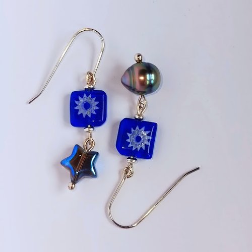 Collection fleurie  - parure perles de tahiti, fleurs bleu marine et étoile de verre montée sur argent 925