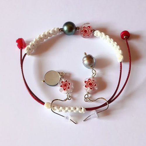 Collection fleurie - parure perles de tahiti rouges et blanches en argent 925 – bracelet et boucles d’oreilles