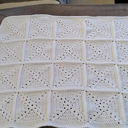 Couverture au crochet fait main