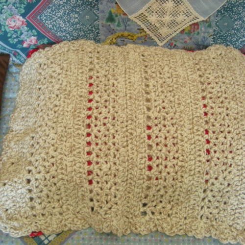 Grande couverture en laine fait main au crochet ⋆