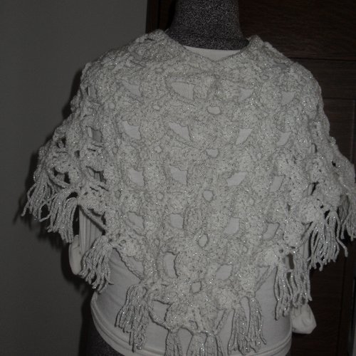 Poncho bébé au crochet