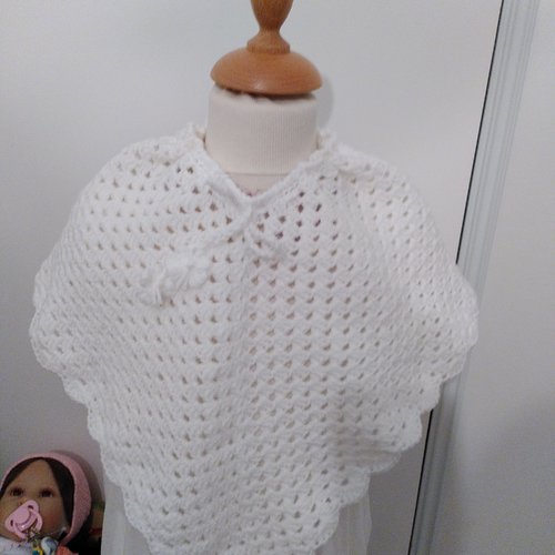 Poncho bébé au crochet