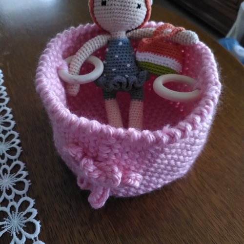 Panier de rangement au crochet fait main