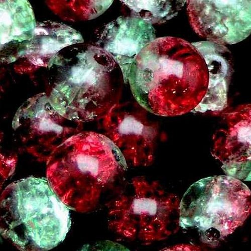 20 perles en verre craquelé - 8mm - bicolores rouge/vert pâle - perles craquelées rondes (pcv08brv)