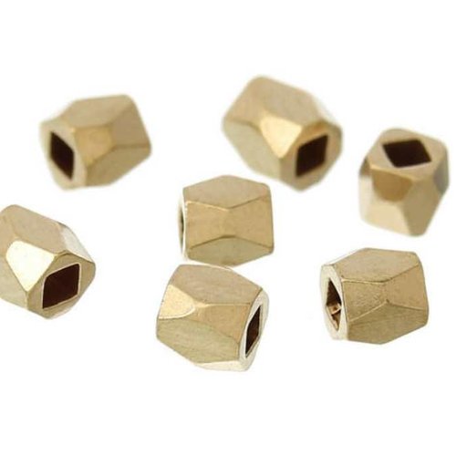 20 perles métal - 2 x 2 mm - doré mat - intercalaires - polygones - à facettes (pmp02dm)