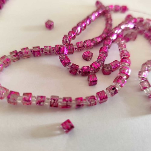 10 perles cubes en verre tréfilé - 4 mm - multicolores transparent / pourpre / fuchsia - drawbench - verre filé (pfdc04cpf)