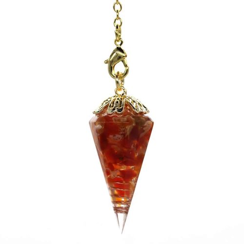 1 pendule / pendentif en orgonite avec agate rouge - cône à 6 facettes - avec sertissage et chaîne dorée (po-agr01)