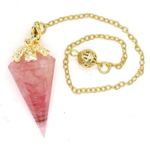 1 pendule / pendentif orgonite avec quartz rose - cône à 6 facettes - avec sertissage et chaîne dorée (po-qr01)