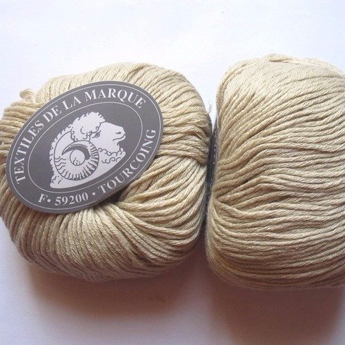 laine mérinos chameau. 50G 125M Colori caramel Aiguilles 4 mm