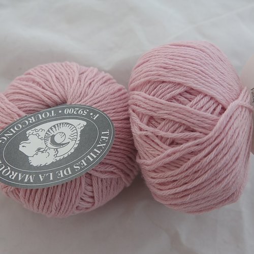 5 pelotes laine  lana  rose dragée 2 textiles de la marque