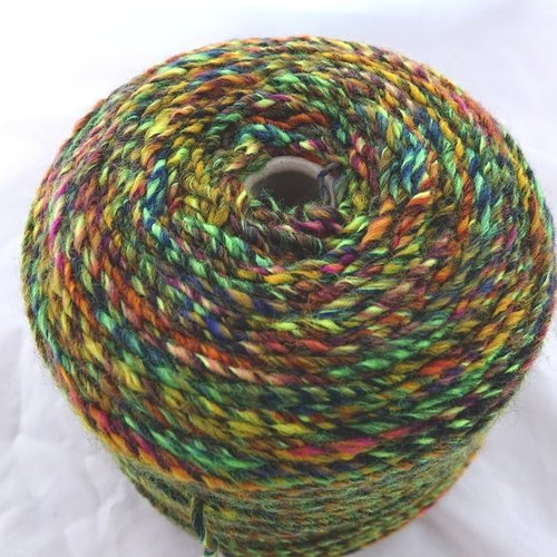 1 cône 630 gr 55 % laine multico coloris 11