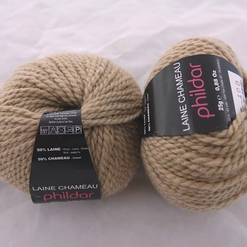 4 pelotes 25 gr laine chameau phildar daim 100