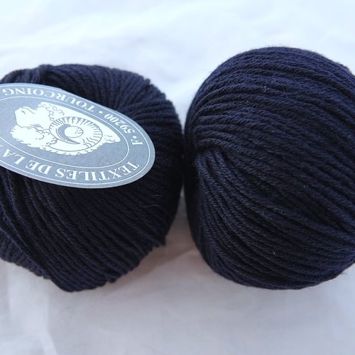 5 pelotes laine  lana  marine 211 textiles de la marque