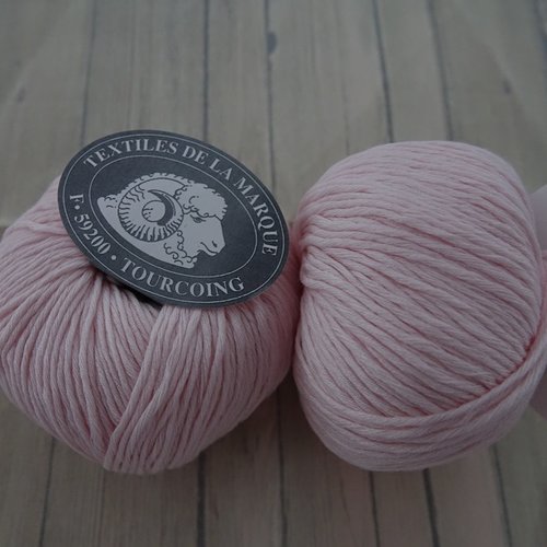 5 pelotes  laine et soie solaine rose dragée textiles de la marque