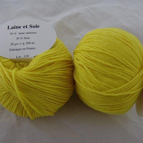5 pelotes 50 gr laine et soie jaune textiles de la marque