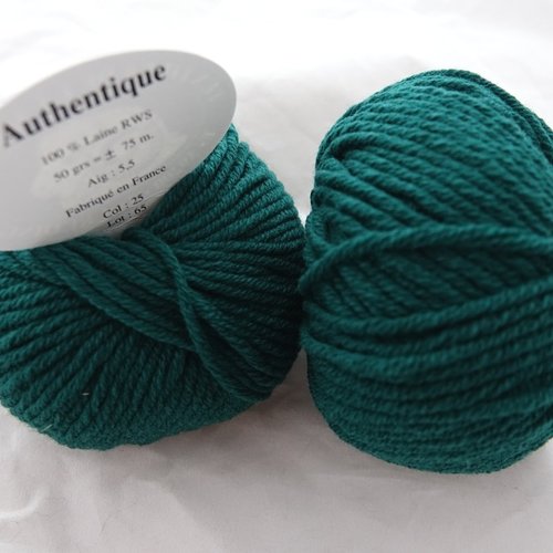 5 pelotes pure laine rws authentique  vert sapin 25  textiles de la marque