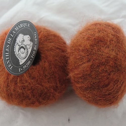 5 pelotes fiera écureuil  textiles de la marque