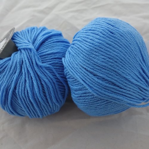 5 pelotes  pure laine mérinos kashwool bleu 819
