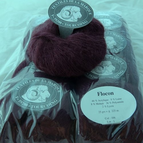 5 pelotes de 25 gr flocon grenat 106 textiles de la marque