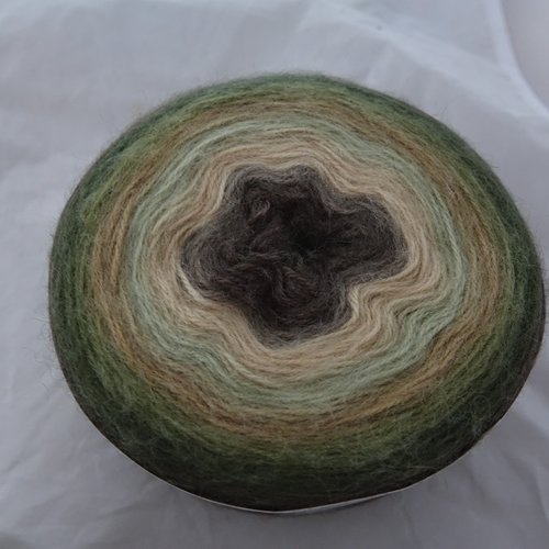 1 grosse pelote 200 gr angora cake 600 papatya